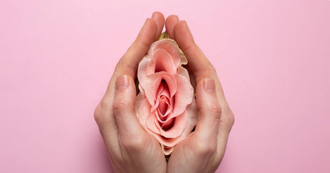 Guia de pH Vaginal: Por que o equilíbrio é crucial e como o sabonete íntimo certo pode ajudar