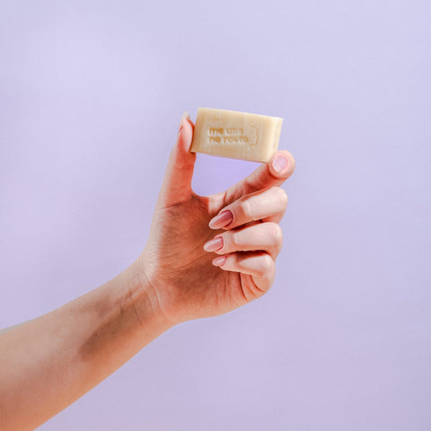 Compre 3 Sabonete Íntimo em Espuma, Leve 1 Sabonete Corporal + 1 Sabonete Facial